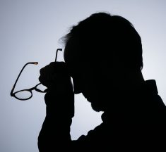 5 συνήθειες που σε βοηθούν να διαχειρίζεσαι καλύτερα την πίεση, σύμφωνα με την επιστήμη